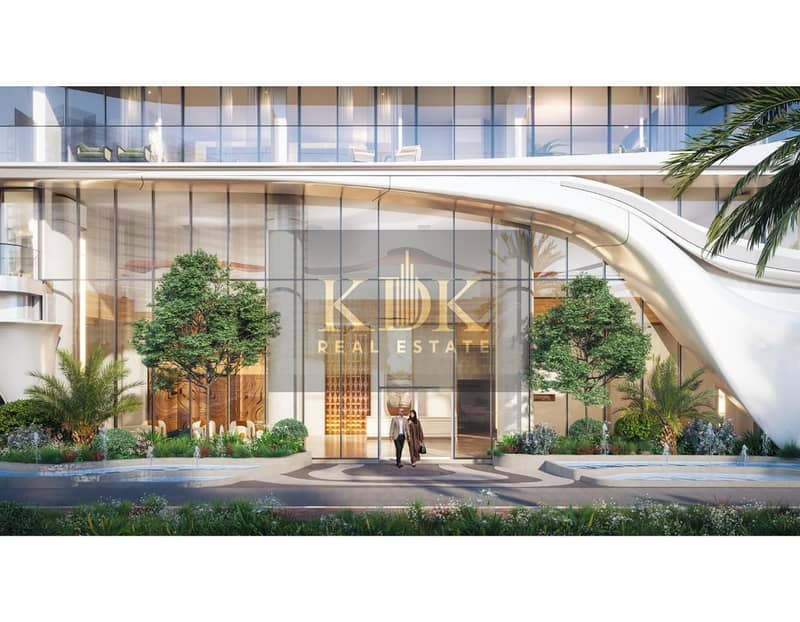 11 Beverly Grande main entrance. jpg