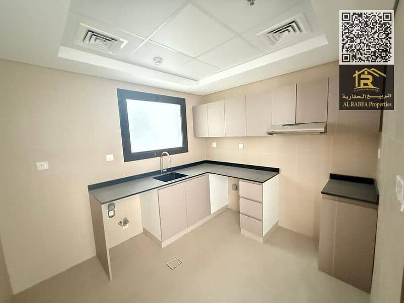 13 f261ed47-865d-45b9-a6eb-1fbe2abb8988. jpg