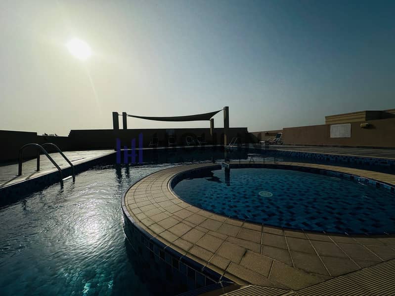 15 Silicon-Avenue- Pool-02. jpeg
