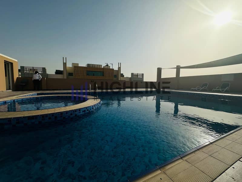 16 Silicon-Avenue- Pool-01. jpeg