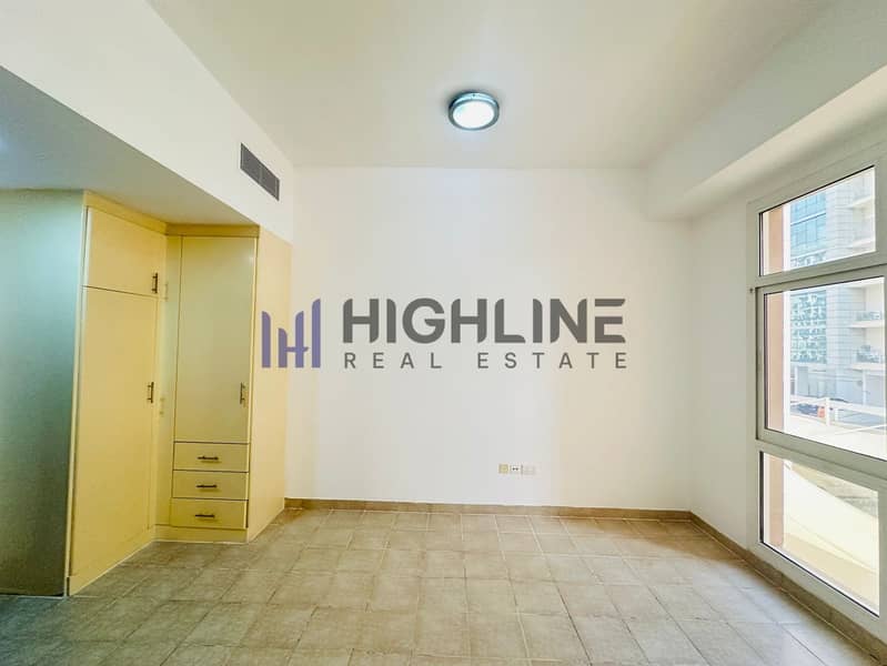 4 Silicon-Avenue-1BR109-02. jpeg