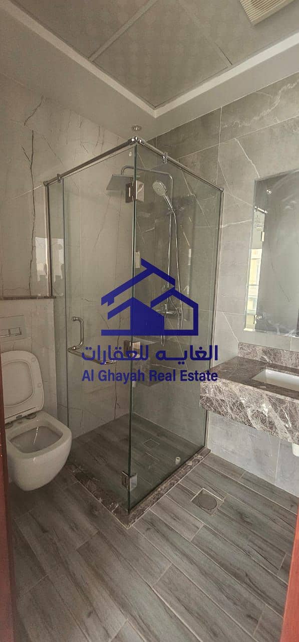 18 c4cd03d8-9971-4183-9d4f-ec4974fba5eb. jpg