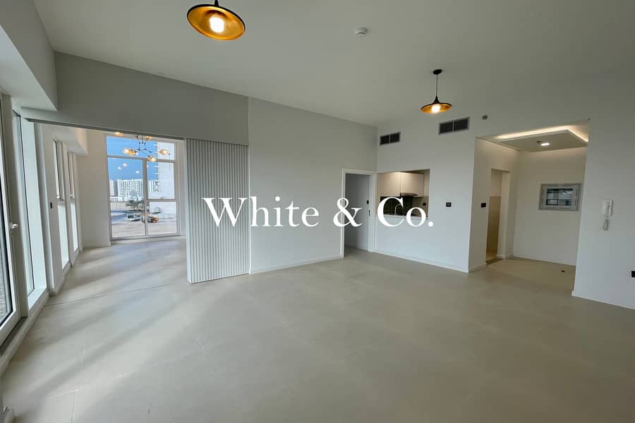Stunning Skyline View| Vacant Soon |Study Stunning Skyline View| Vacant Soon |Study