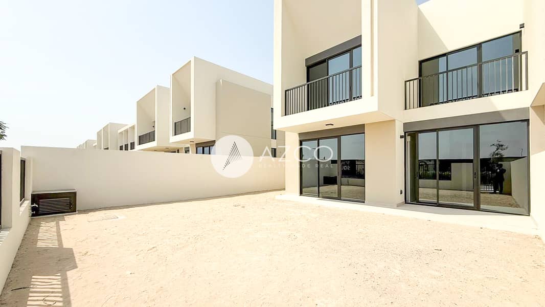 23 AZCO REAL ESTATE-18. jpg