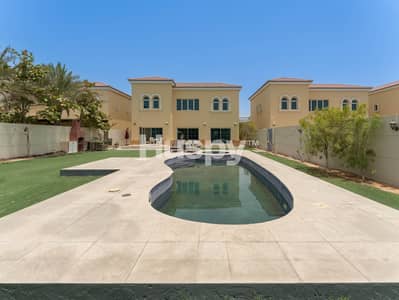 4 Bedroom Villa for Rent in Jumeirah Park, Dubai - All Ensuite | Ground Floor Bedroom | New Pool