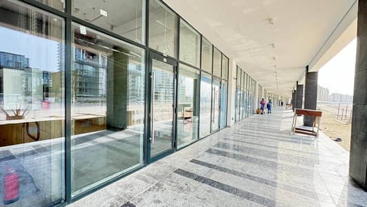 محل تجاري  للايجار في مدينة ميدان، دبي - محل تجاري في عزيزي ريفييرا 40،ريفيرا،ميدان ون،مدينة ميدان 149999 درهم - 11889979
