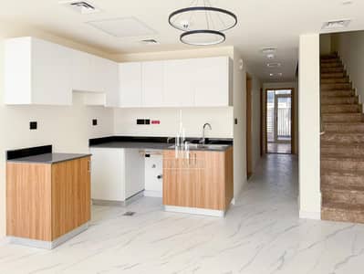3 Bedroom Villa for Rent in Dubailand, Dubai - Type E | Front Facing | Bright Light | Key in Hand