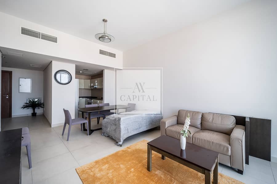 Vacant | Fully Furnished | Prime Location Vacant | Fully Furnished | Prime Location