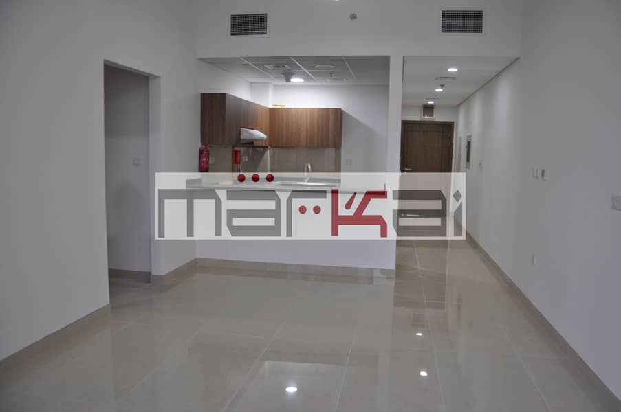 2 1BHK living room. JPG