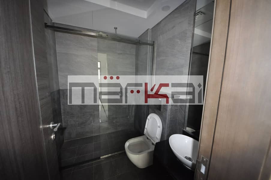 40 Washroom. JPG