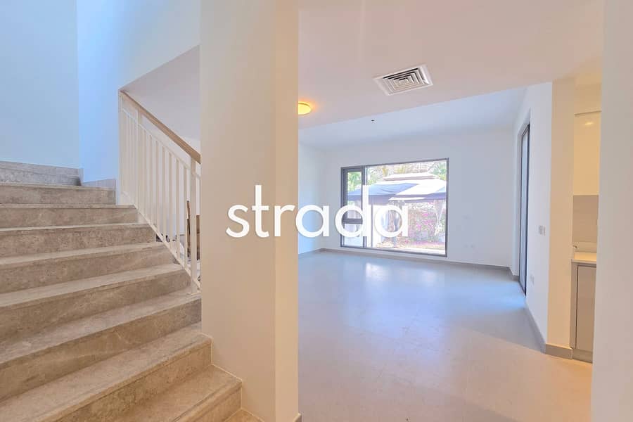 Таунхаус в Дубай Хиллс Истейт,Мапл,Мейпл 1, 3 cпальни, 250000 AED - 12163832 Таунхаус в Дубай Хиллс Истейт,Мапл,Мейпл 1, 3 cпальни, 250000 AED - 12163832