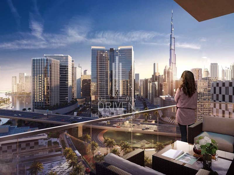 STUNNING 2 BR APT WITH CANAL & BURJ VIEW