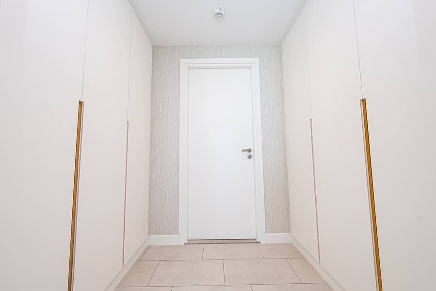 11 SRJ01638. jpg