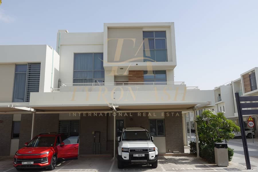 Corner Unit | Maid+Store | Big Terrace | Gated Community Corner Unit | Maid+Store | Big Terrace | Gated Community