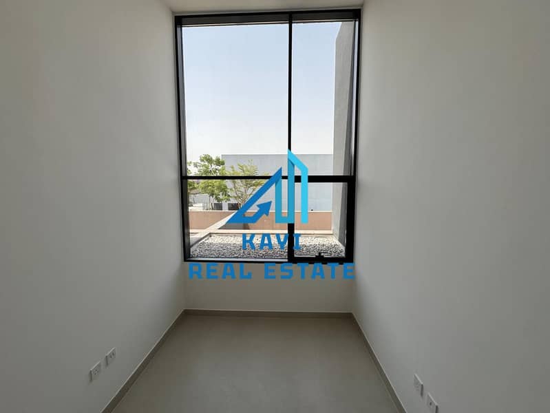 10 kayamsr2bhk12. jpeg