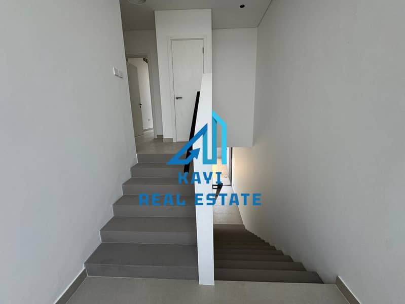11 kayamsr2bhk11. jpeg