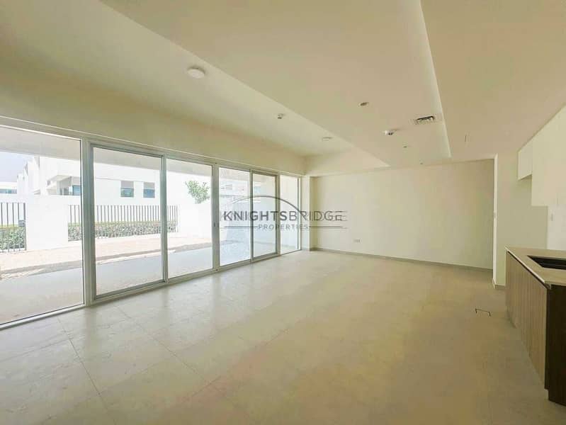 Middle Unit | Stunning 3-Bed | Ready to Move