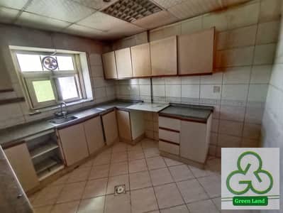 شقة 2 غرفة نوم للايجار في بوطينة، الشارقة - IMG-20241126-WA0059. jpg