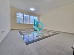 شقة في شارع الكورنيش 2 غرف 80000 درهم - 10180972