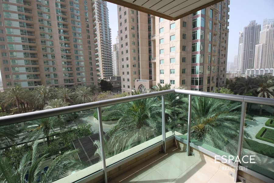 Kitchen Appliances Included | Chiller Free | Exclusive