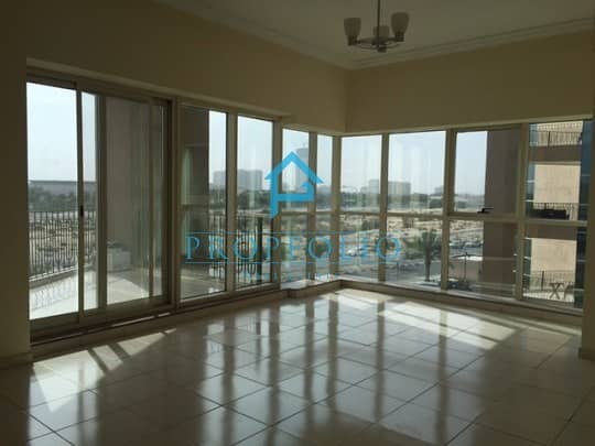 شقة في سيليكون أرتش واحة دبي للسيليكون 2 غرف 70000 درهم - 4217112