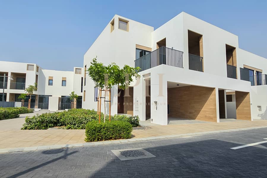 Brand New Villa | Corner Unit | Close To Park Brand New Villa | Corner Unit | Close To Park