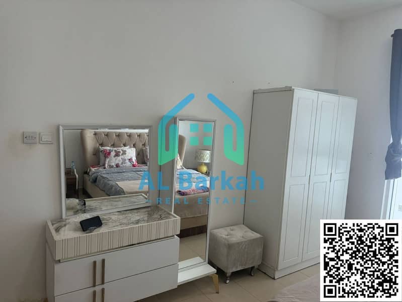 5 0a2c670d-2e30-4e98-9a9f-8ac167f3b268. jpg