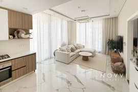 Community Expert | Corner Unit | Great Location