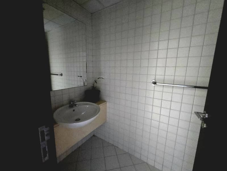 6 20250411_162648 (2). jpg