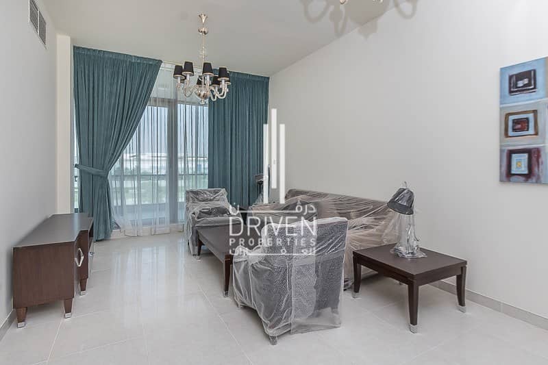 Elegant and Spacious Apt | Prime Location