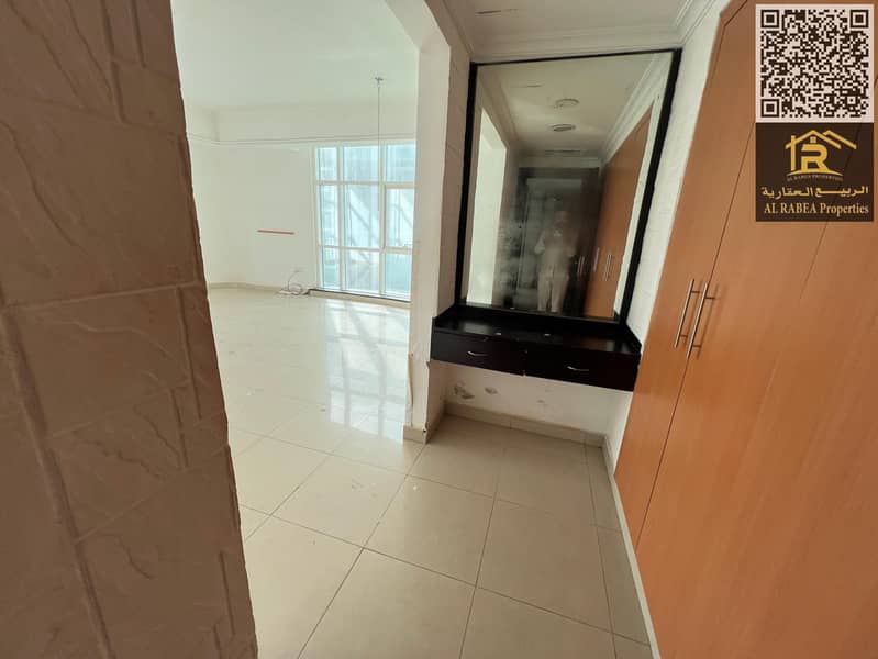 8 81ed7157-ffb1-4bed-b690-e94d6e31e2c2. jpg