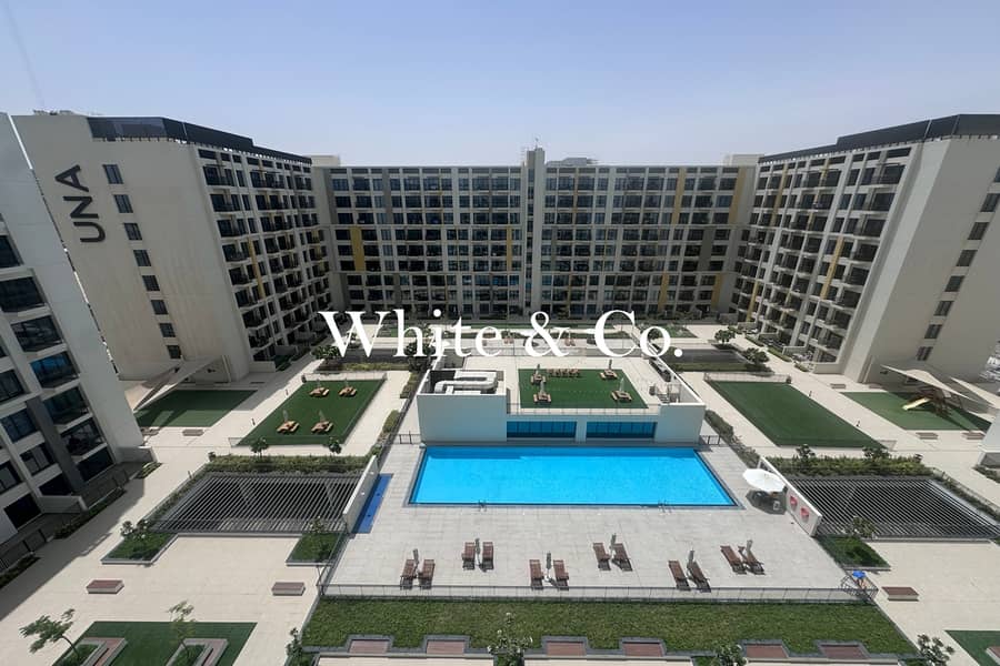 Modern 1BR Liva | High Floor | Pool View