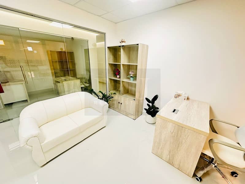 7 3ead24ce-42b3-40e2-bc0e-f7806b5bed69. jpg