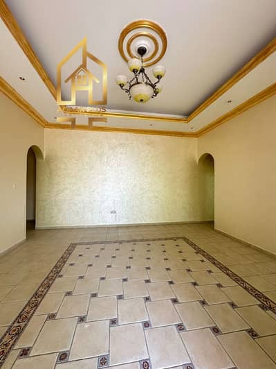 فیلا 4 غرف نوم للايجار في طرفا، الشارقة - IMG-20250708-WA0024. jpg