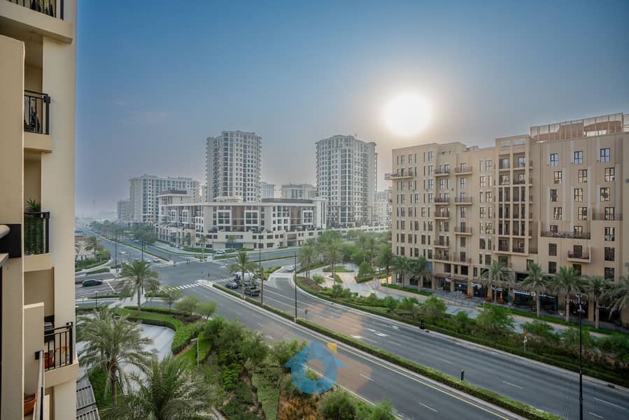 EXCLUSIVE PROMOTIONAL OFFER SPECIAL RATE | Modern Apartment Living Steps from Town Square Park & Retail