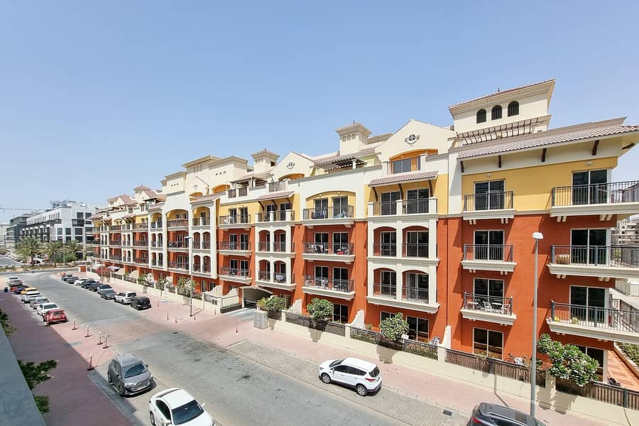 EXCLUSIVE OFFER RATE FOR DECEMBER ONLY | Modern Studio with Pool & Gym | Near Mall of the Emirates & Dubai Marina - Image 7