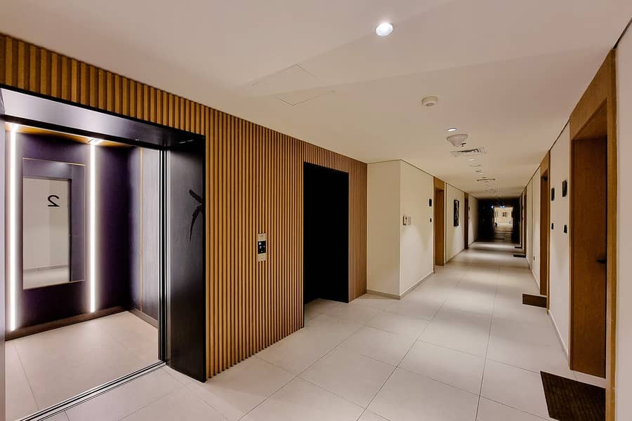 EXCLUSIVE OFFER RATE FOR DECEMBER ONLY | Modern Studio with Pool & Gym | Near Mall of the Emirates & Dubai Marina - Image 17