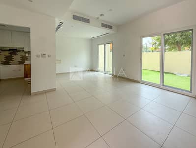 3 Bedroom Villa for Rent in Dubailand, Dubai - SINGLE ROW | VACANT | 3 BEDROOM + MAIDS