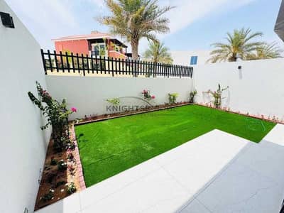 4 Bedroom Villa for Sale in Al Furjan, Dubai - Spacious TH | Corner Unit | Near Metro, Pavilion