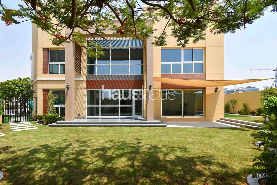 位于迪拜科学园,兰塔纳别墅,兰塔纳别墅2号 5 卧室的别墅 12300000 AED - 9655709 位于迪拜科学园,兰塔纳别墅,兰塔纳别墅2号 5 卧室的别墅 12300000 AED - 9655709