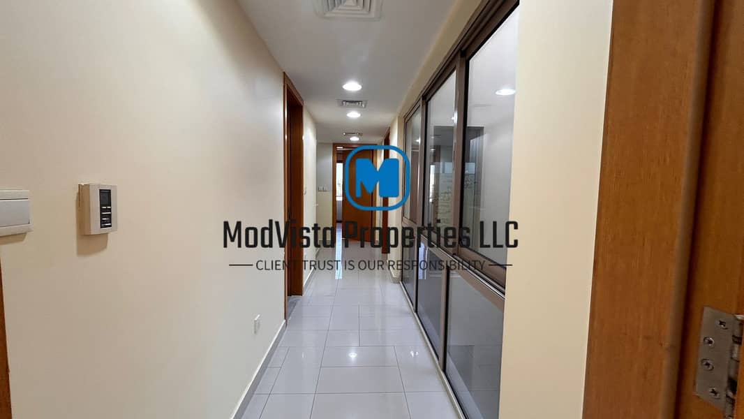 5 cb4d5378-ff39-4e2f-83c0-b2bc972e249a. jpg