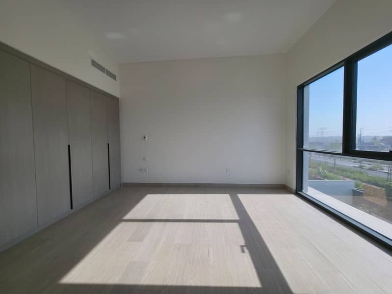 15 Spacious___Modern_Villa___Ideal_For_Families-13. jpg
