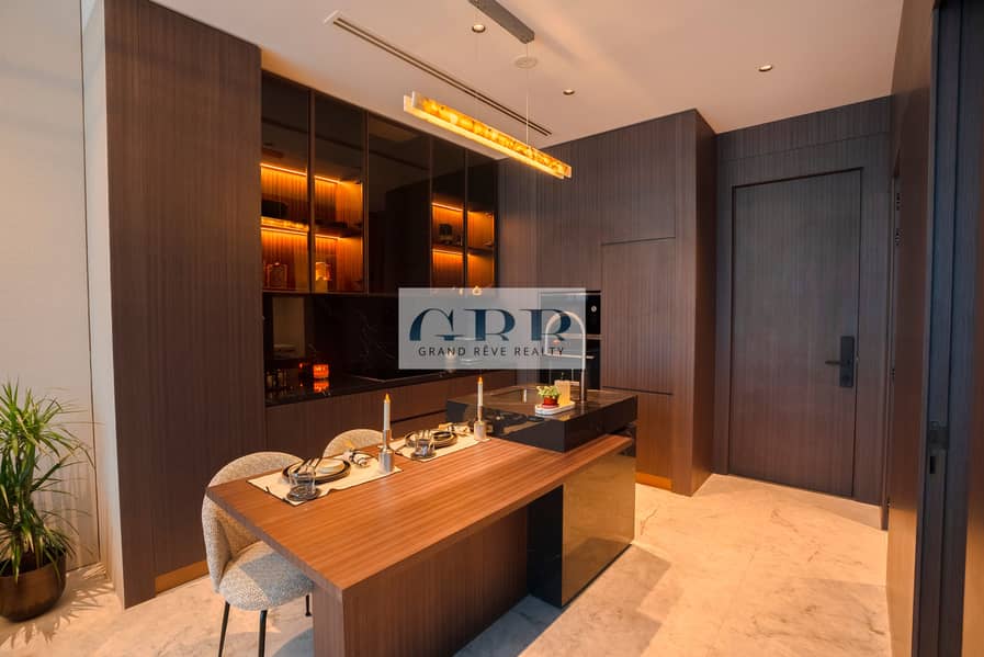2 Bond Enclave Show-Apartment_7. JPG