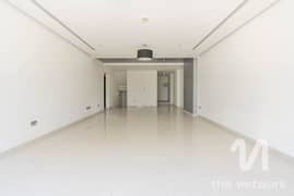 Triplex Townhouse | Private Garage | Enormous Size