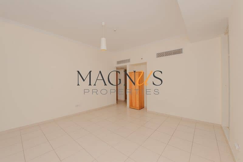 MARINA SKYLINE VIEW | LAKE VIEW | RENTED UNIT MARINA SKYLINE VIEW | LAKE VIEW | RENTED UNIT