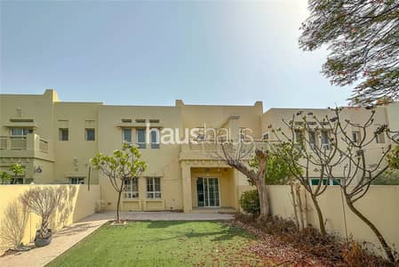 3 Bedroom Villa for Rent in The Lakes, Dubai - Great Location | Best Price | Pool + Park