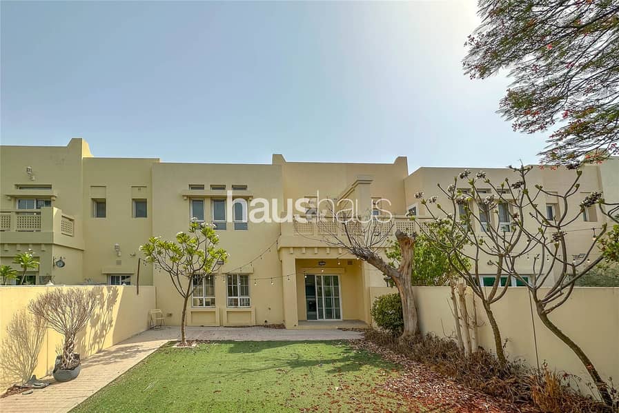 Great Location | Best Price | Pool + Park Great Location | Best Price | Pool + Park