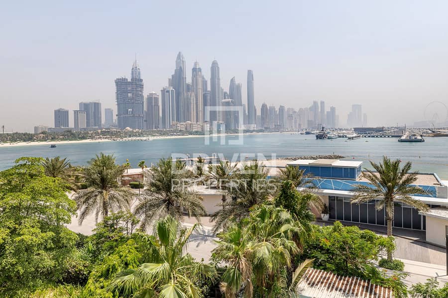 Luxury Apt | Panoramic Sea Views | High-End Living