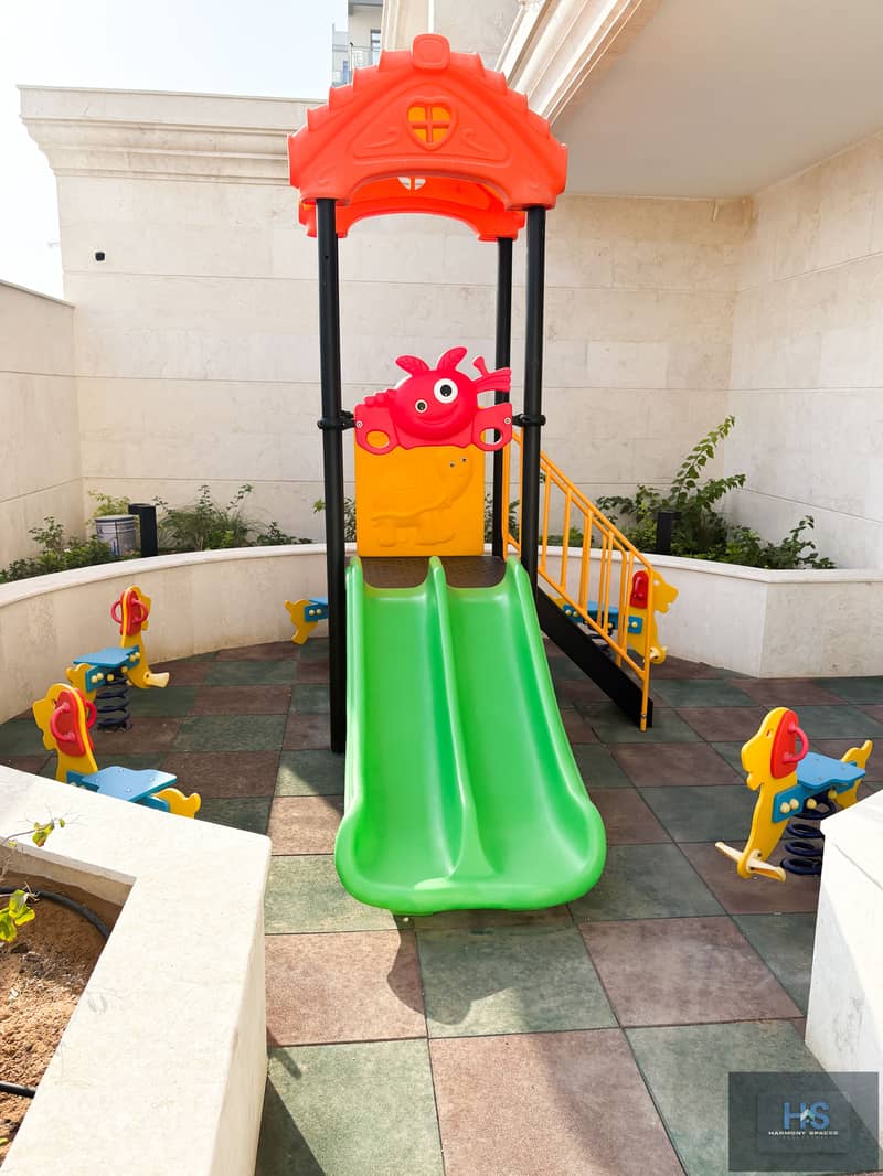 36 96 Nadine Residences 2, Units pic-11. jpg