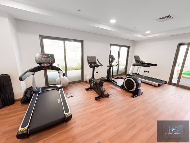 42 102 Nadine Residences 2, Units pic-09. jpg